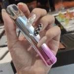 SP2S思博瑞 SP2S Pro 國際版換彈式電子煙主機｜450mAh LED呼吸燈條｜6-8W兩檔功率 Type-C快充｜9色可選 通配一代煙彈：圖片 2